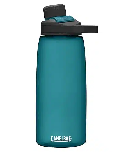 CamelBak Chute Mag BPA Free Water Bottle with Tritan Renew   Magnetic Cap Stows While Drinking, oz, Lagoon